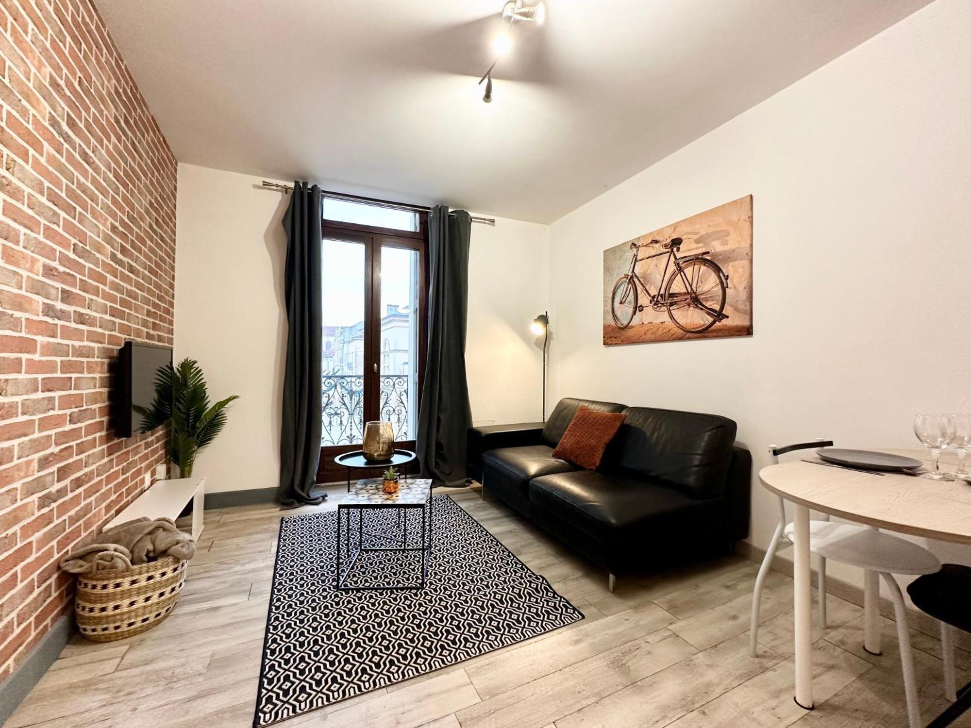 Les 3 Rivieres - Vue Imprenable & Hyper Centre Apartment Mont-de-Marsan Ngoại thất bức ảnh